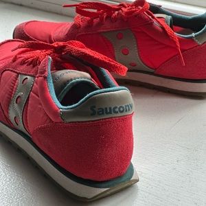 Saucony Jazz trainer size 8.5 Women’s